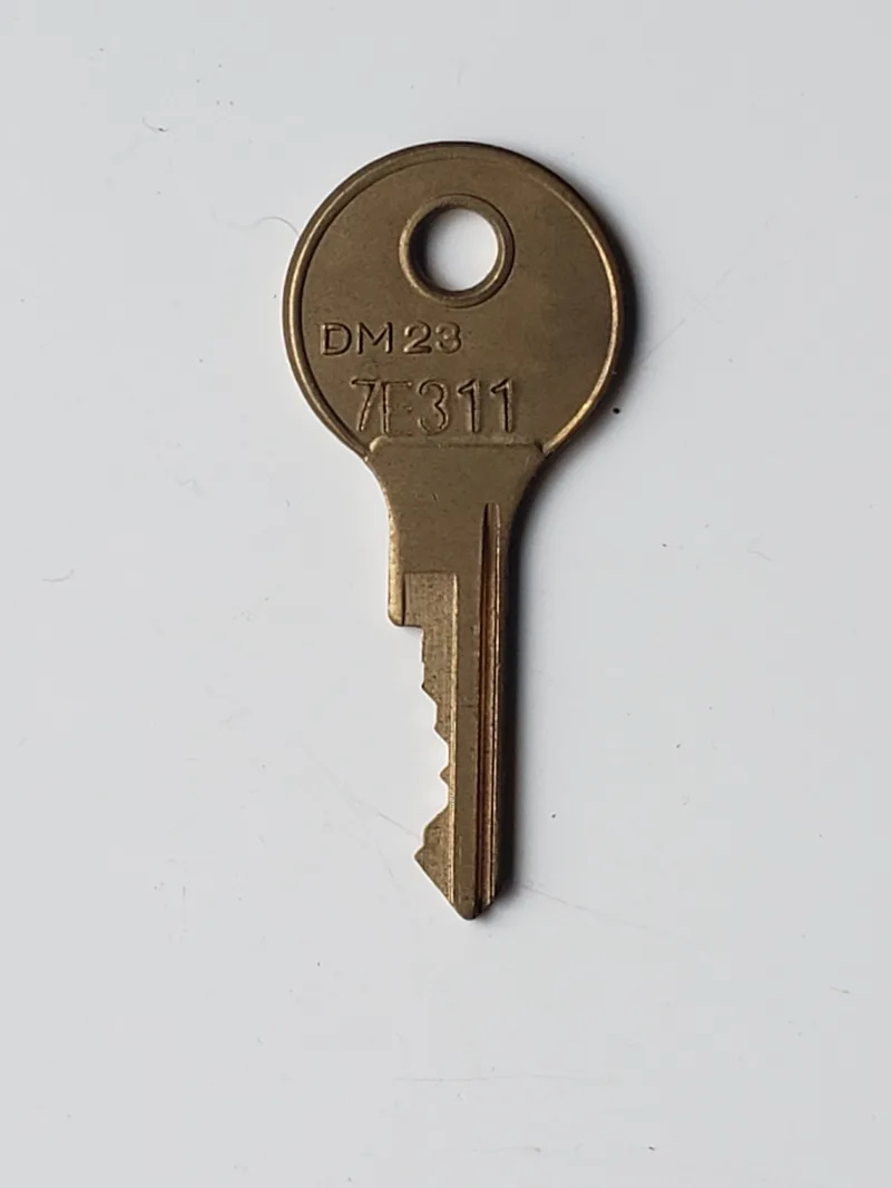 7E311 Switch Key