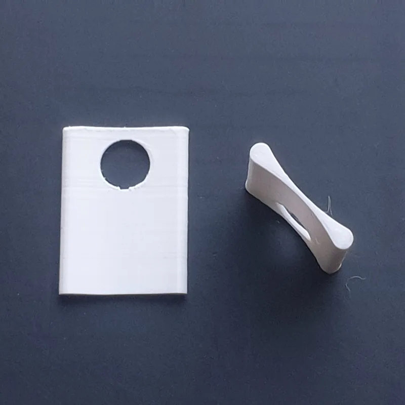 Brightwell towel and soap dispenser key - K2C612