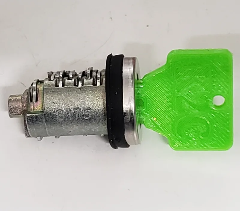plastic Atlas AL master key & lock removal key