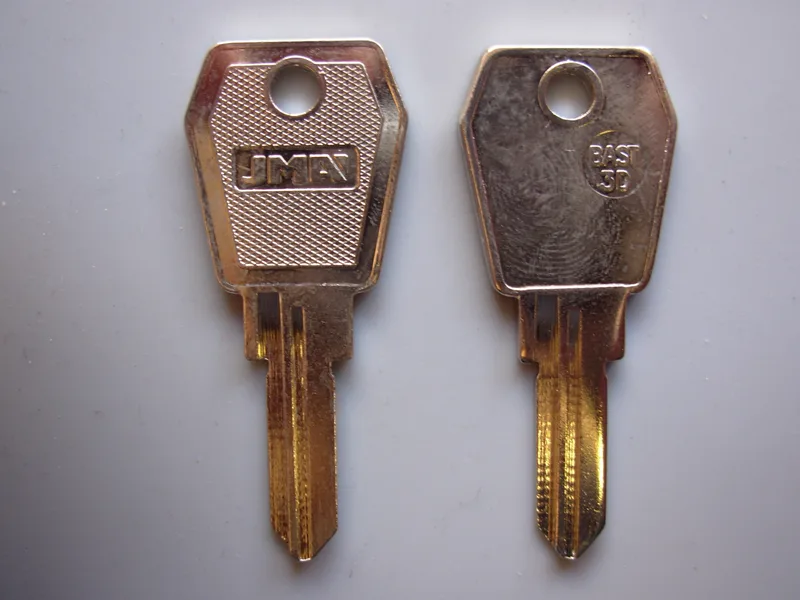 V0001 - V1000 keys cut to code, filing cabinet, locker, desk & Tambour